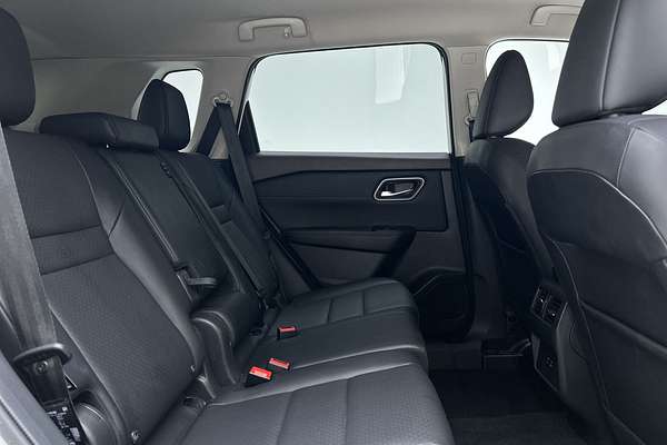 2023 Nissan X-TRAIL ST-L T33