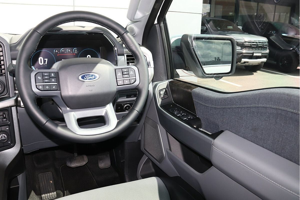 2023 Ford F-150 Lariat 4X4 LWB