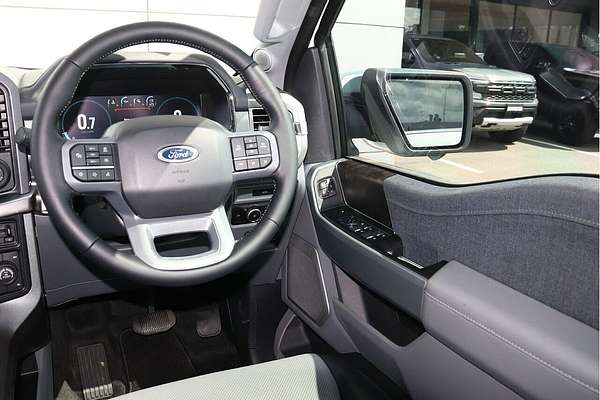 2023 Ford F-150 Lariat 4X4 LWB