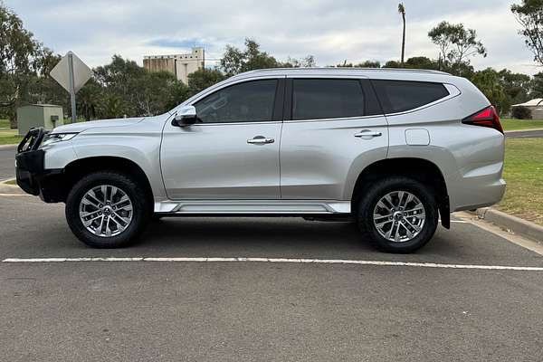 2021 Mitsubishi Pajero Sport GLX QF