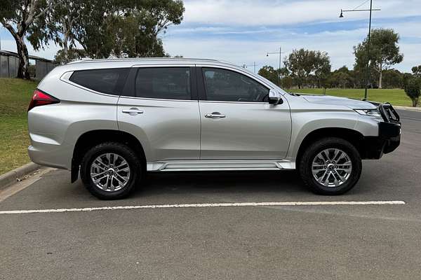 2021 Mitsubishi Pajero Sport GLX QF