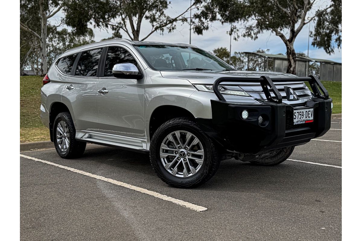 2021 Mitsubishi Pajero Sport GLX QF