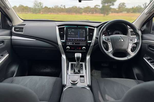 2021 Mitsubishi Pajero Sport GLX QF