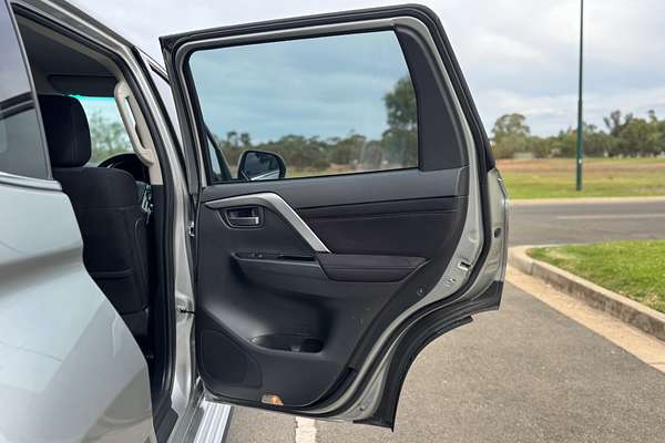 2021 Mitsubishi Pajero Sport GLX QF