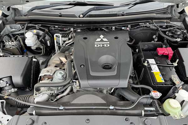 2021 Mitsubishi Pajero Sport GLX QF