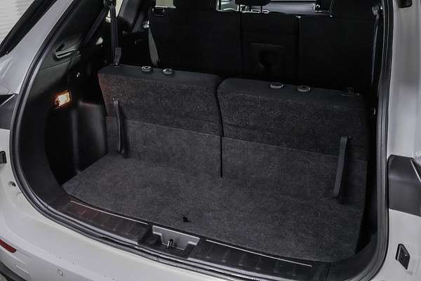 2023 Mitsubishi Outlander ES ZM