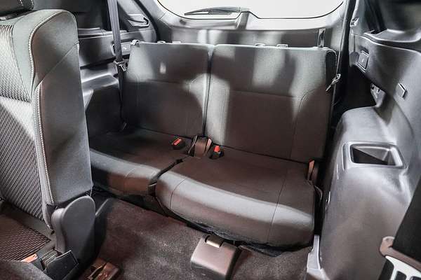 2023 Mitsubishi Outlander ES ZM