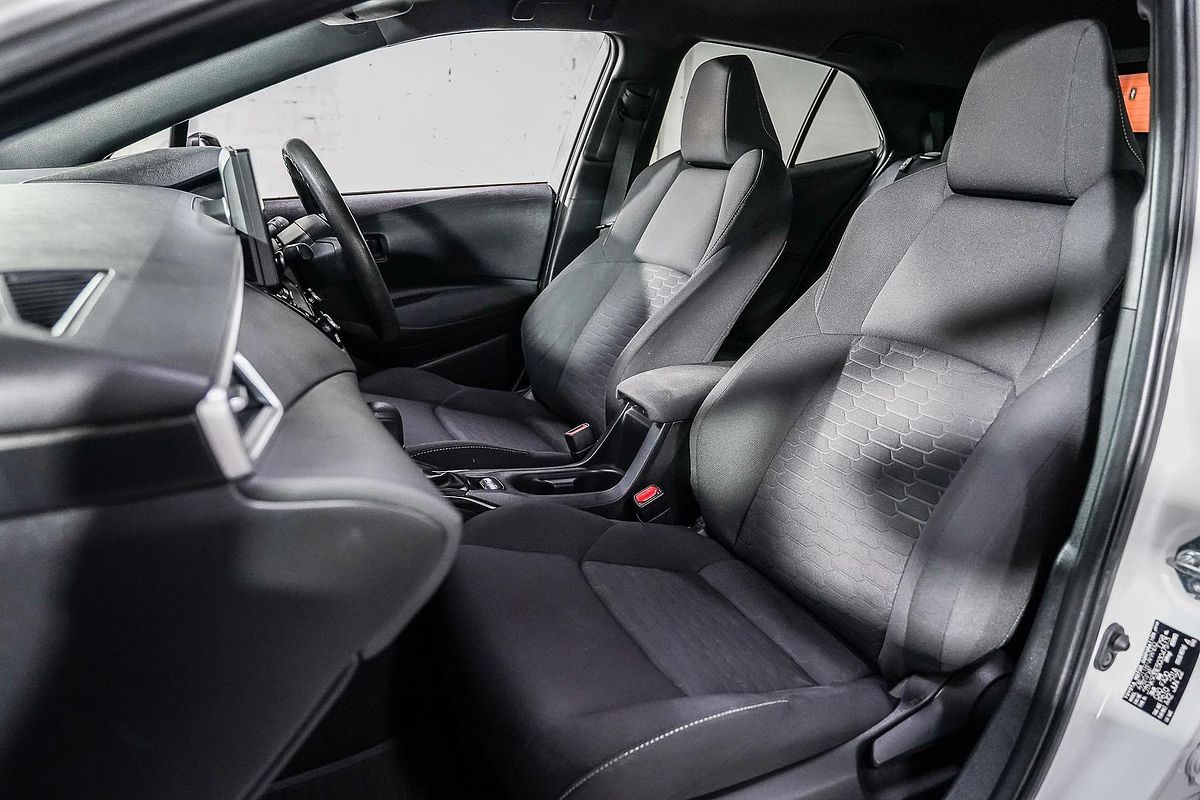 2022 Toyota Corolla Ascent Sport Hybrid ZWE211R