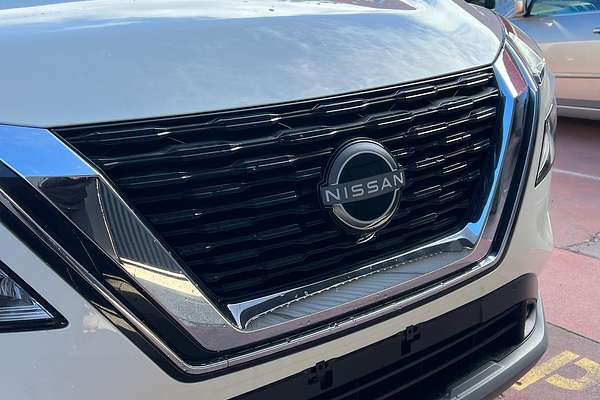 2024 Nissan X-TRAIL ST T33