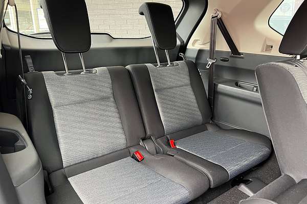 2024 Nissan X-TRAIL ST T33