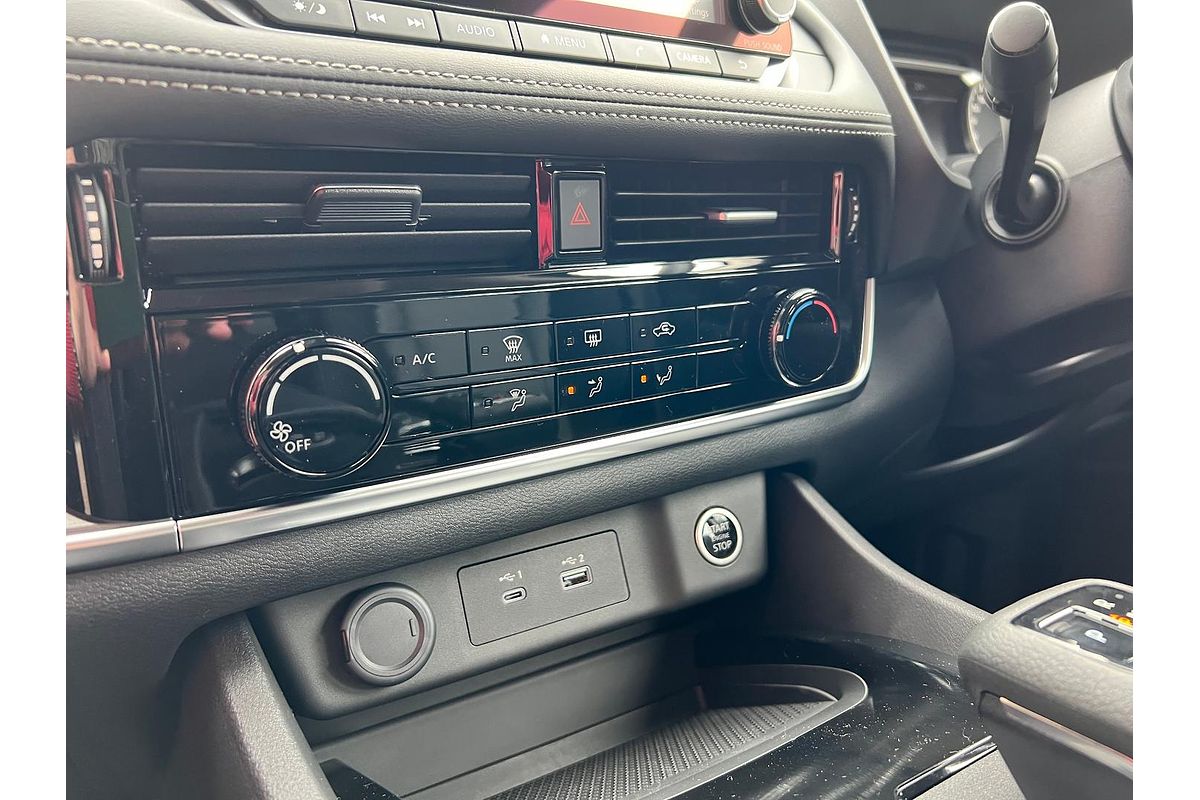 2024 Nissan X-TRAIL ST T33