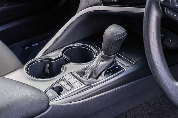 2021 Toyota Camry Ascent AXVH70R
