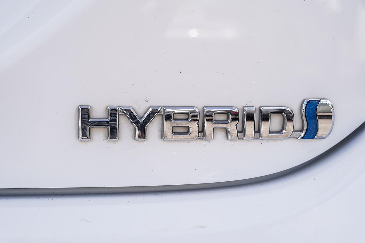 2021 Toyota Camry Ascent AXVH70R