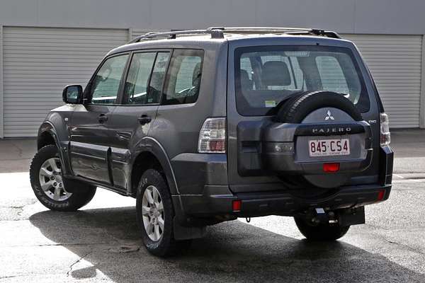 2013 Mitsubishi Pajero GLX NW