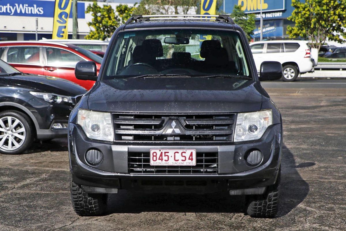 2013 Mitsubishi Pajero GLX NW