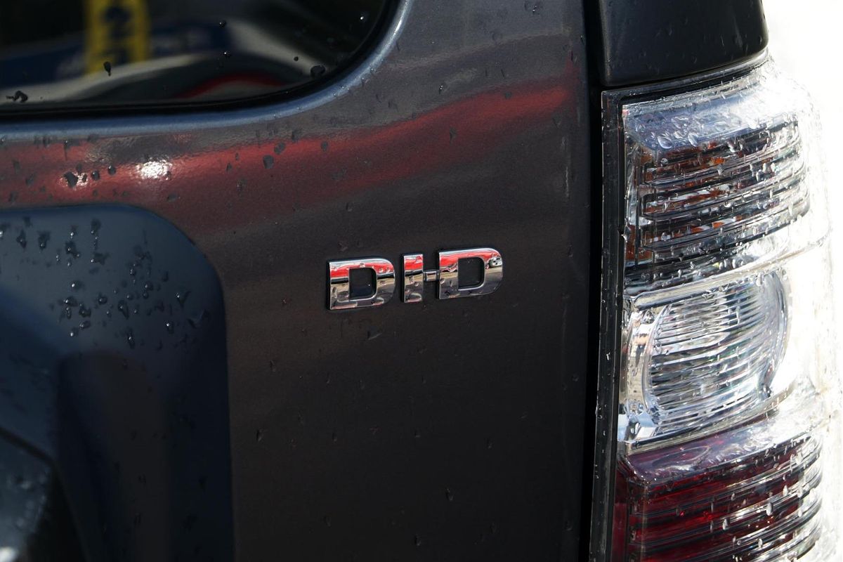 2013 Mitsubishi Pajero GLX NW