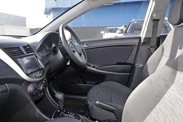 2016 Hyundai Accent Active RB3