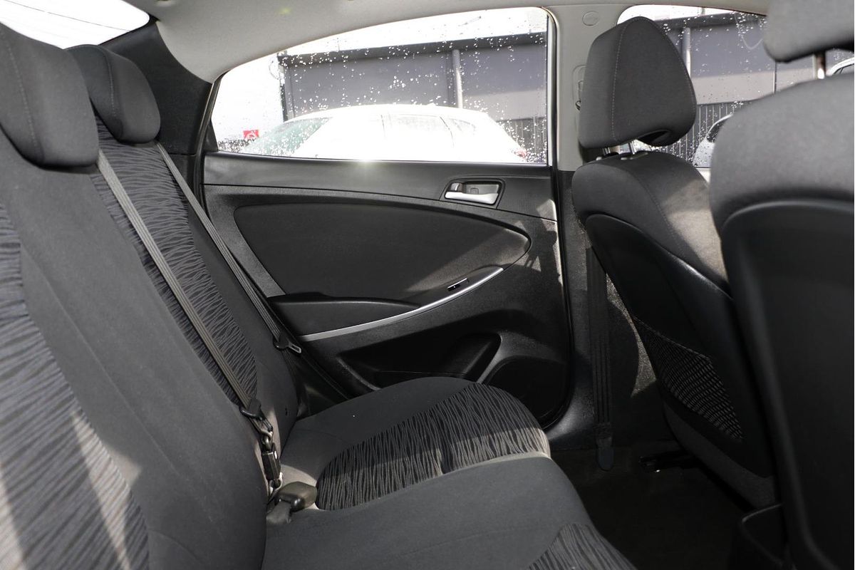 2016 Hyundai Accent Active RB3