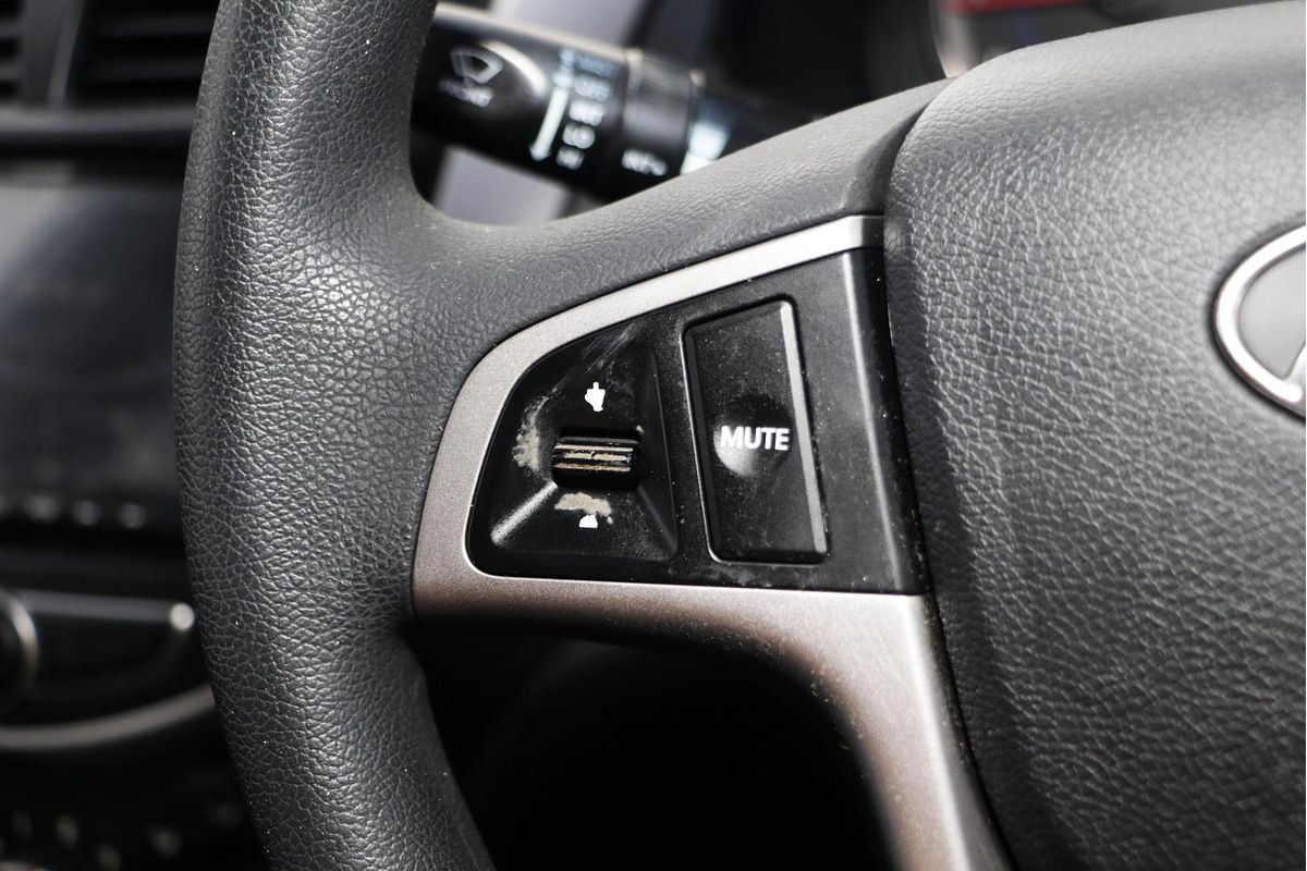 2016 Hyundai Accent Active RB3
