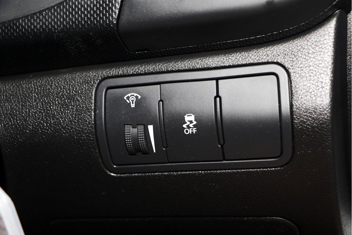 2016 Hyundai Accent Active RB3