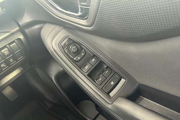 2018 Subaru Forester 2.5i S5