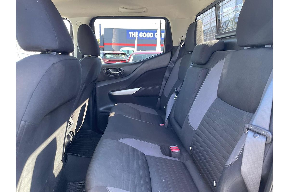 2022 Nissan Navara ST D23 4X4