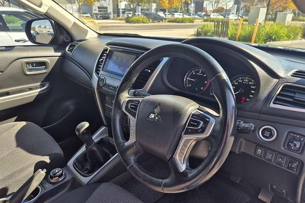 2022 Mitsubishi Triton GLS MR 4X4