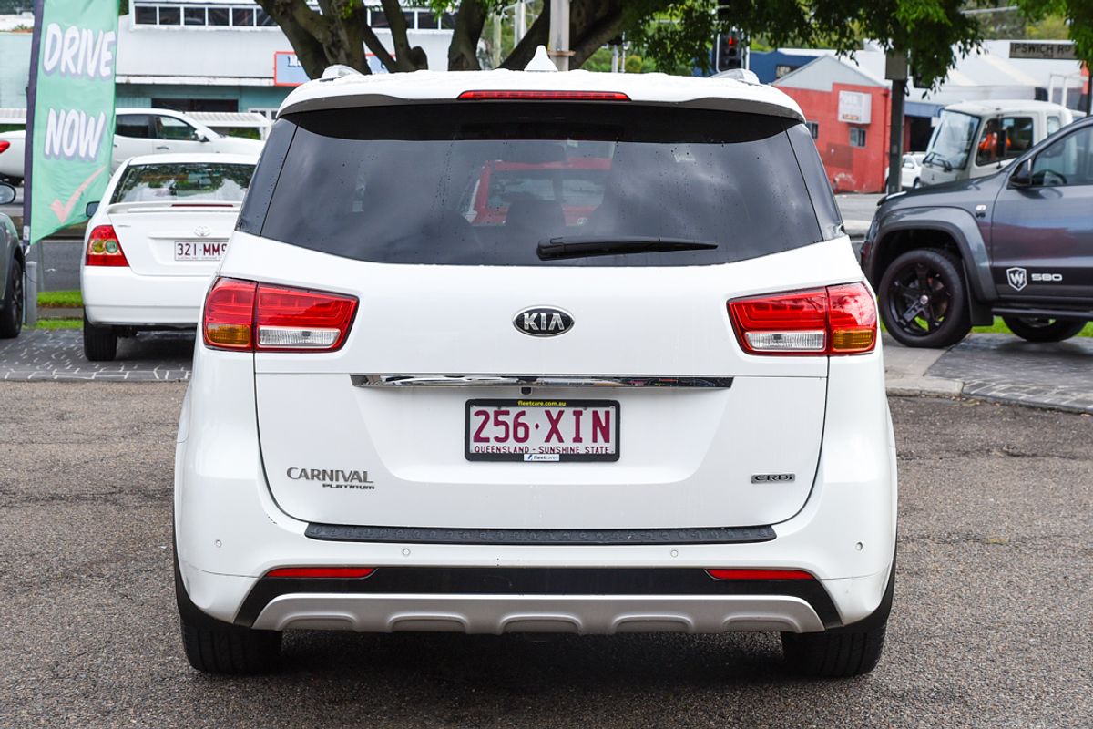 2017 Kia Carnival Platinum YP