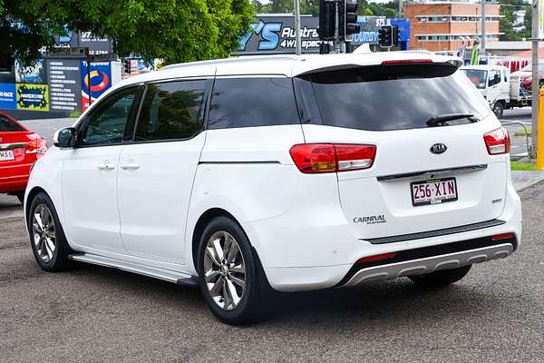 2017 Kia Carnival Platinum YP