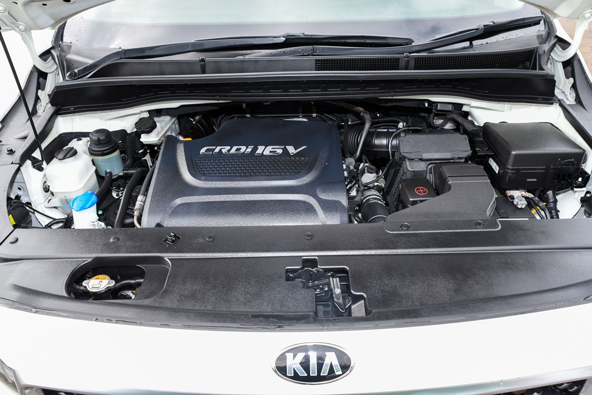 2017 Kia Carnival Platinum YP