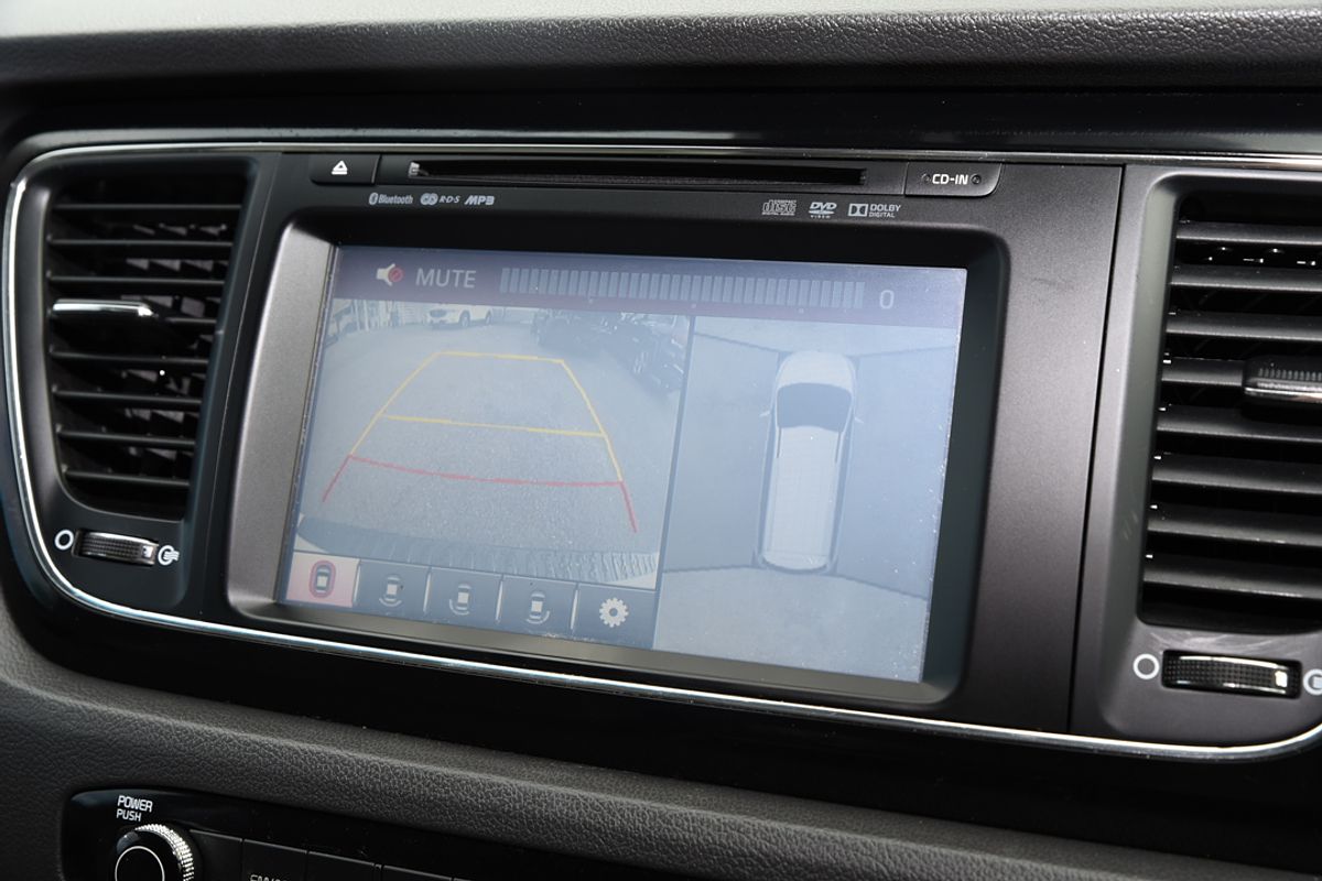 2017 Kia Carnival Platinum YP