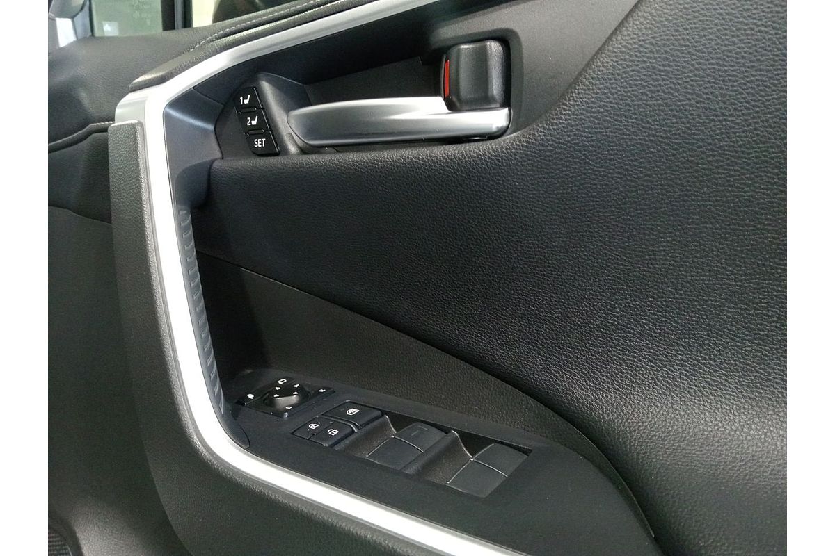 2020 Toyota RAV4 Cruiser AXAH54R