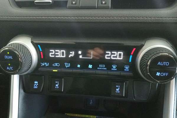 2020 Toyota RAV4 Cruiser AXAH54R