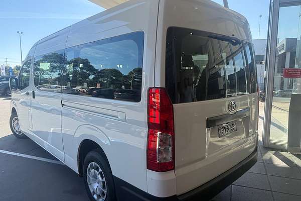 2022 Toyota Hiace Commuter GDH322R