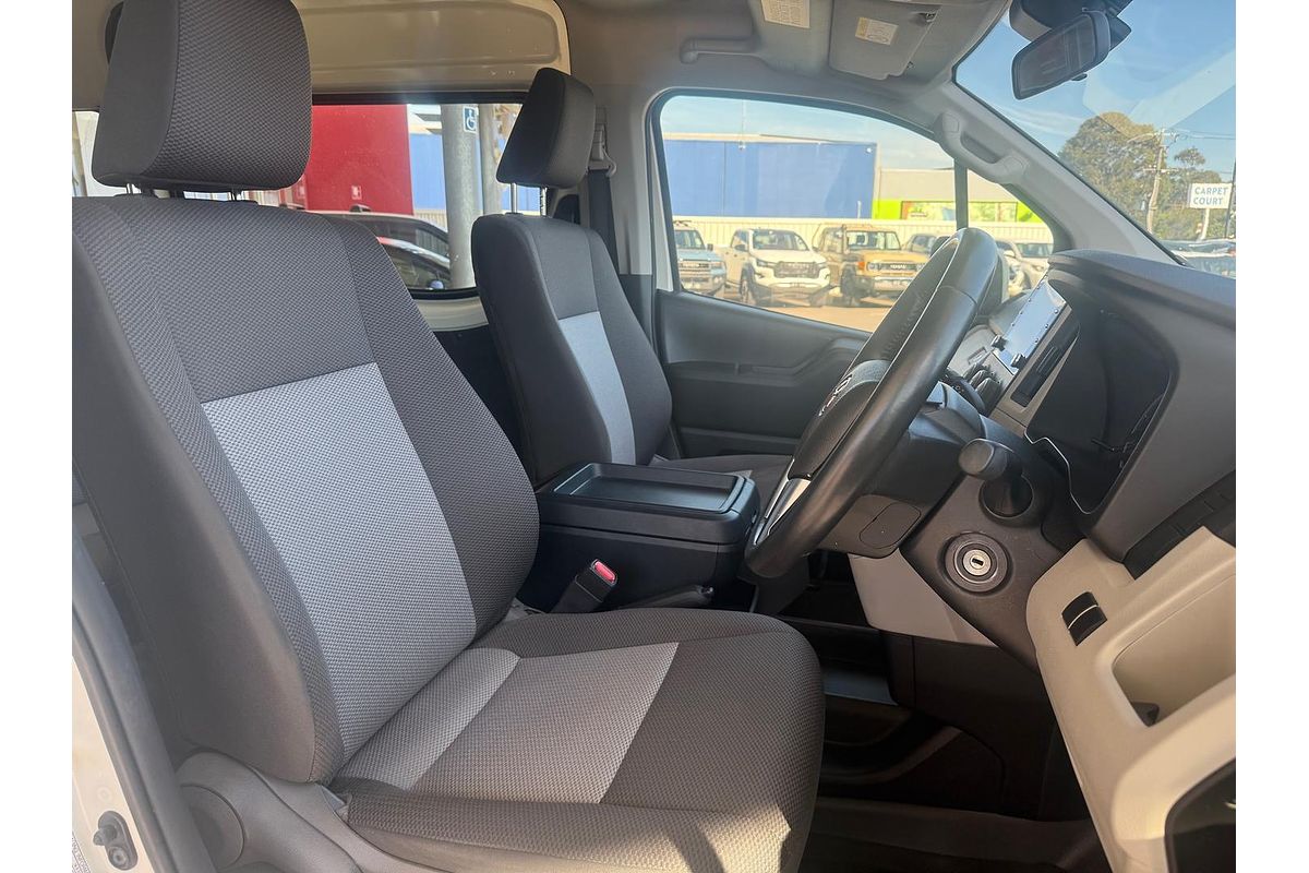 2022 Toyota Hiace Commuter GDH322R