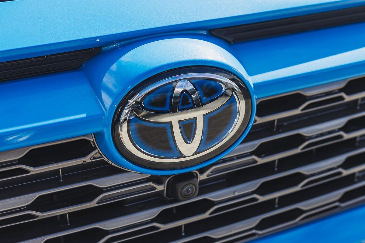 2021 Toyota RAV4 Cruiser AXAH54R