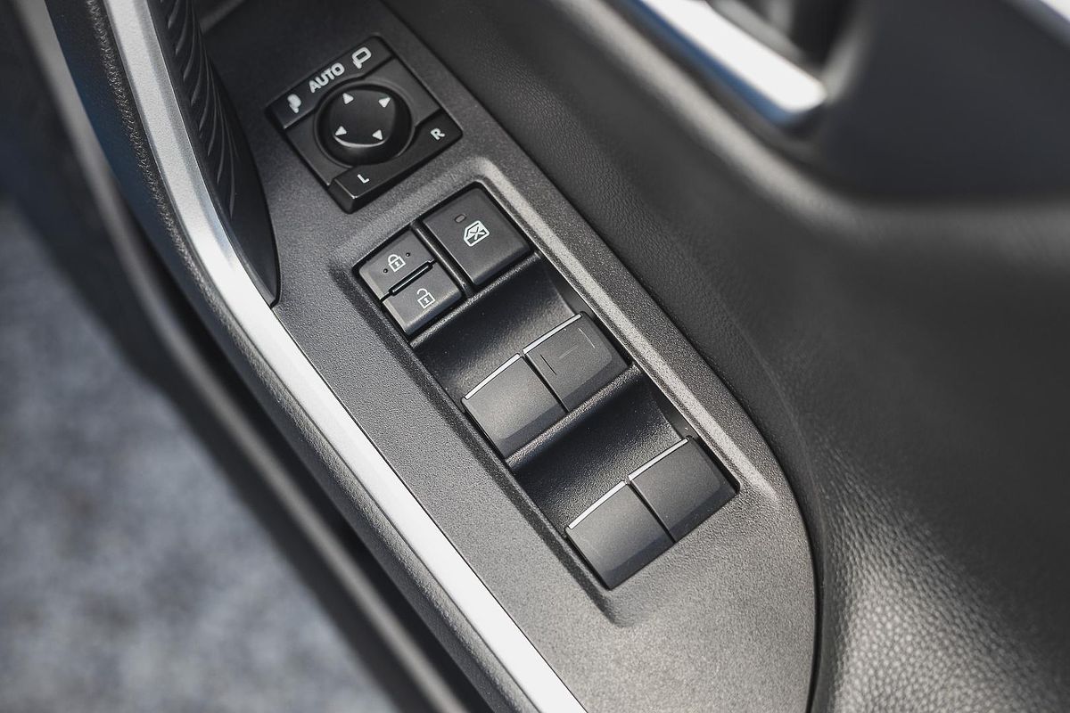 2021 Toyota RAV4 Cruiser AXAH54R
