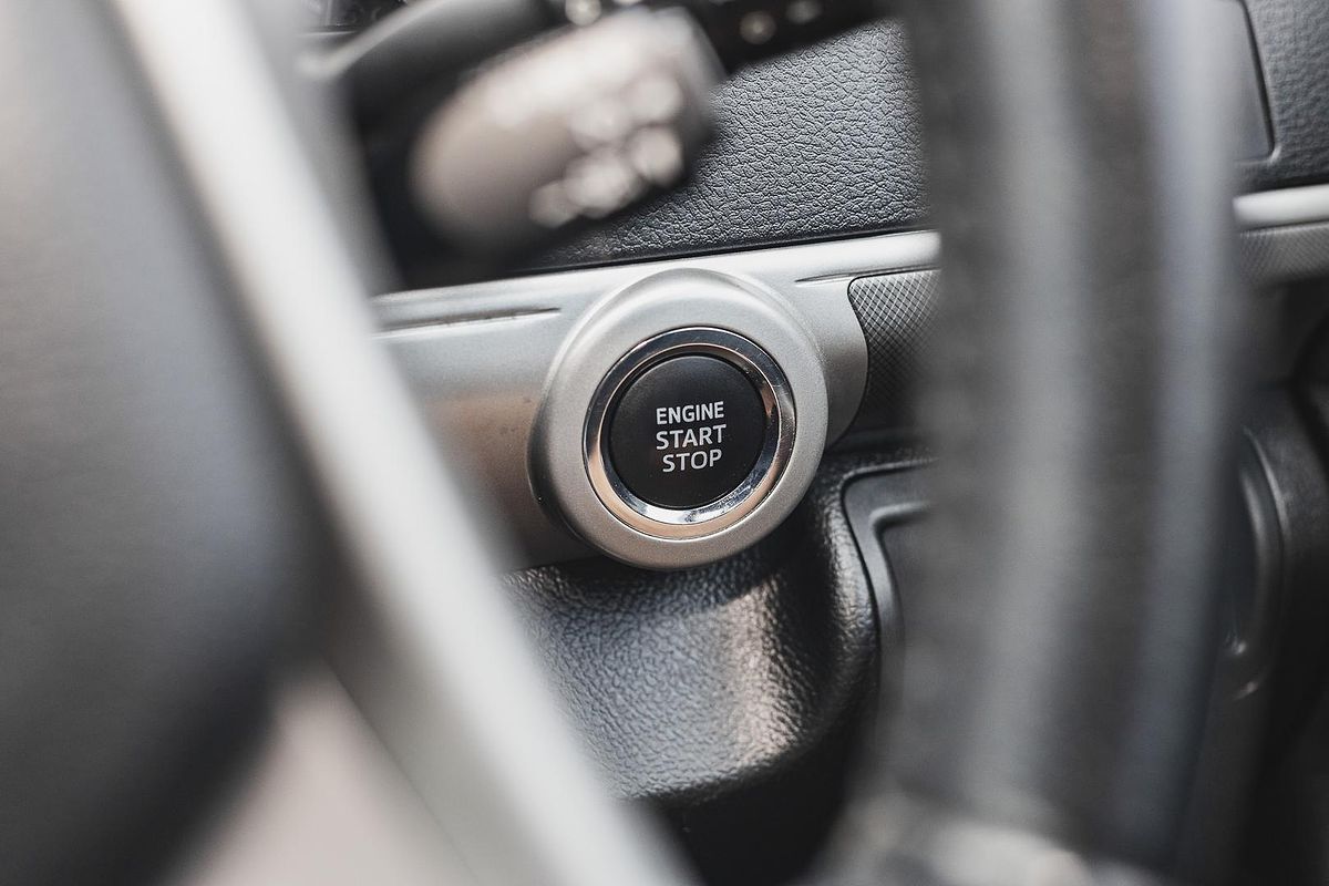 2013 Toyota Camry Atara R ASV50R