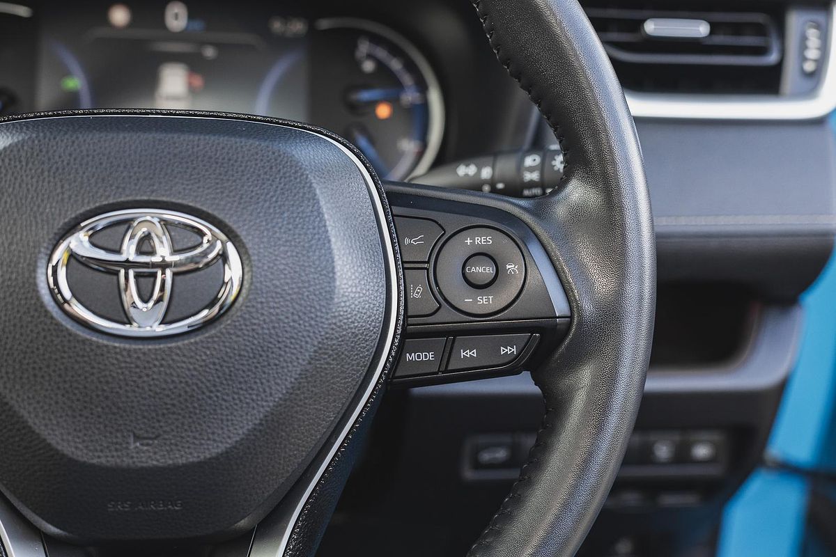 2021 Toyota RAV4 Cruiser AXAH54R