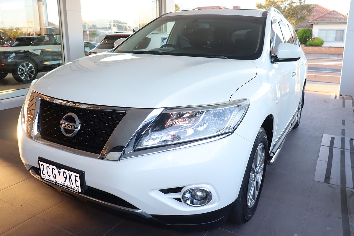 2016 Nissan Pathfinder ST-L NO OPTION PACK R52