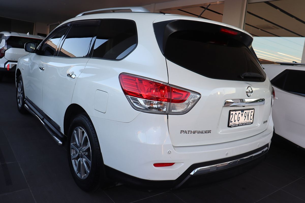 2016 Nissan Pathfinder ST-L NO OPTION PACK R52