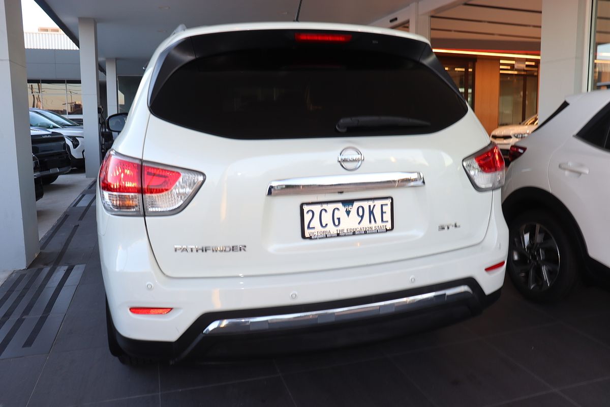 2016 Nissan Pathfinder ST-L NO OPTION PACK R52