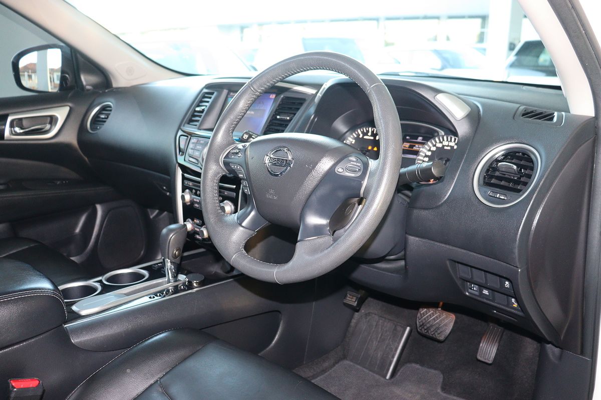 2016 Nissan Pathfinder ST-L NO OPTION PACK R52