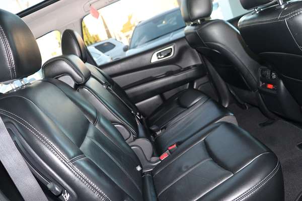 2016 Nissan Pathfinder ST-L NO OPTION PACK R52