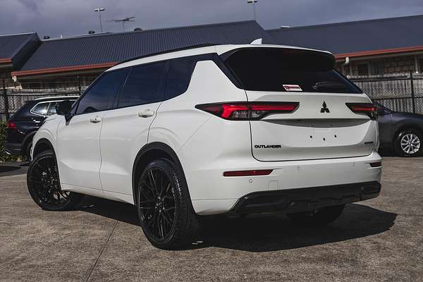 2022 Mitsubishi Outlander Exceed ZM