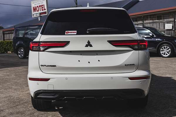 2022 Mitsubishi Outlander Exceed ZM