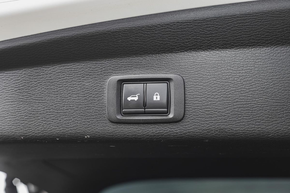 2022 Mitsubishi Outlander Exceed ZM