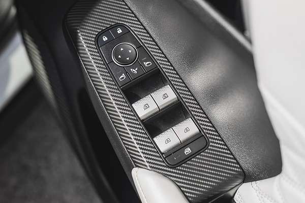 2022 Mitsubishi Outlander Exceed ZM