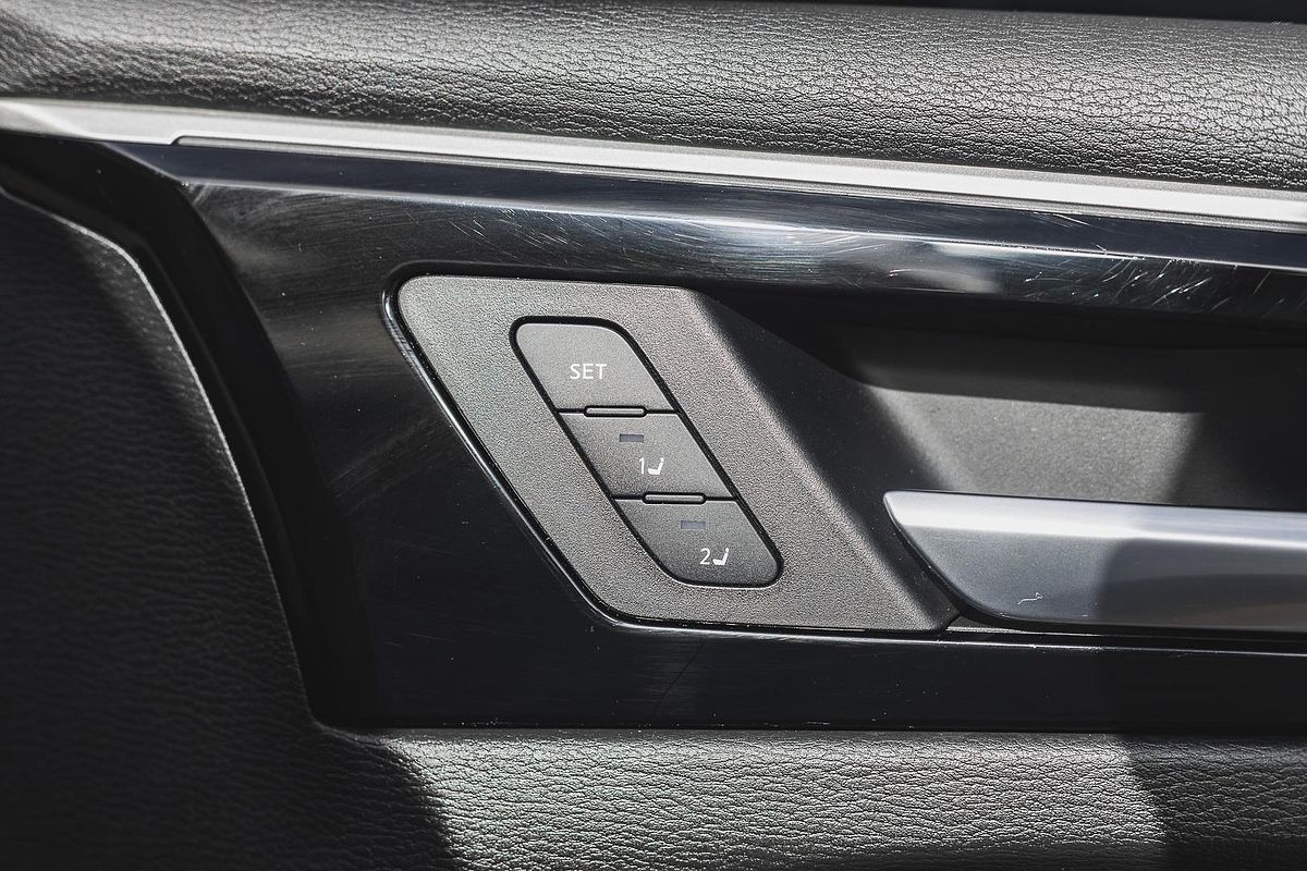 2022 Mitsubishi Outlander Exceed ZM