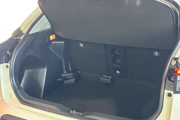 2022 Toyota Yaris Cross GXL MXPB10R